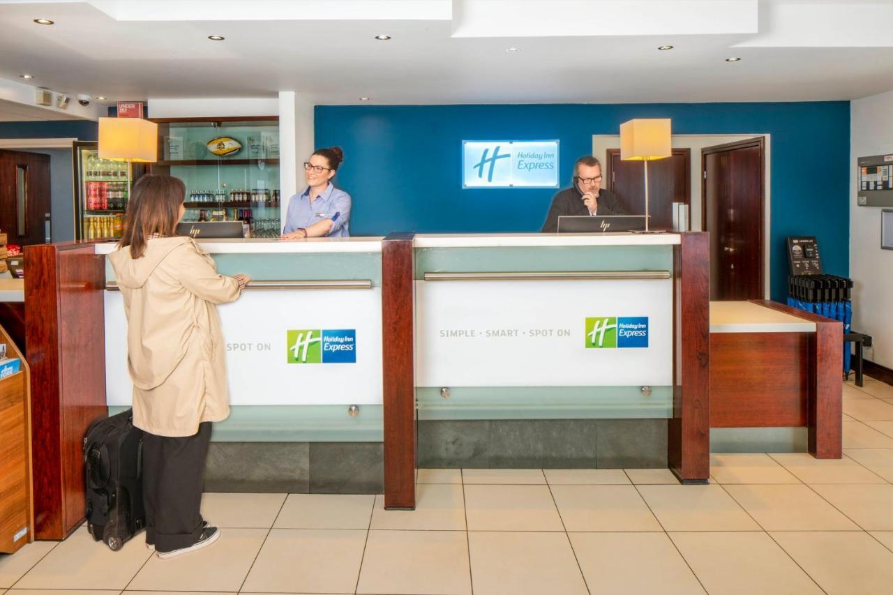 Holiday Inn Express York By Ihg Ngoại thất bức ảnh